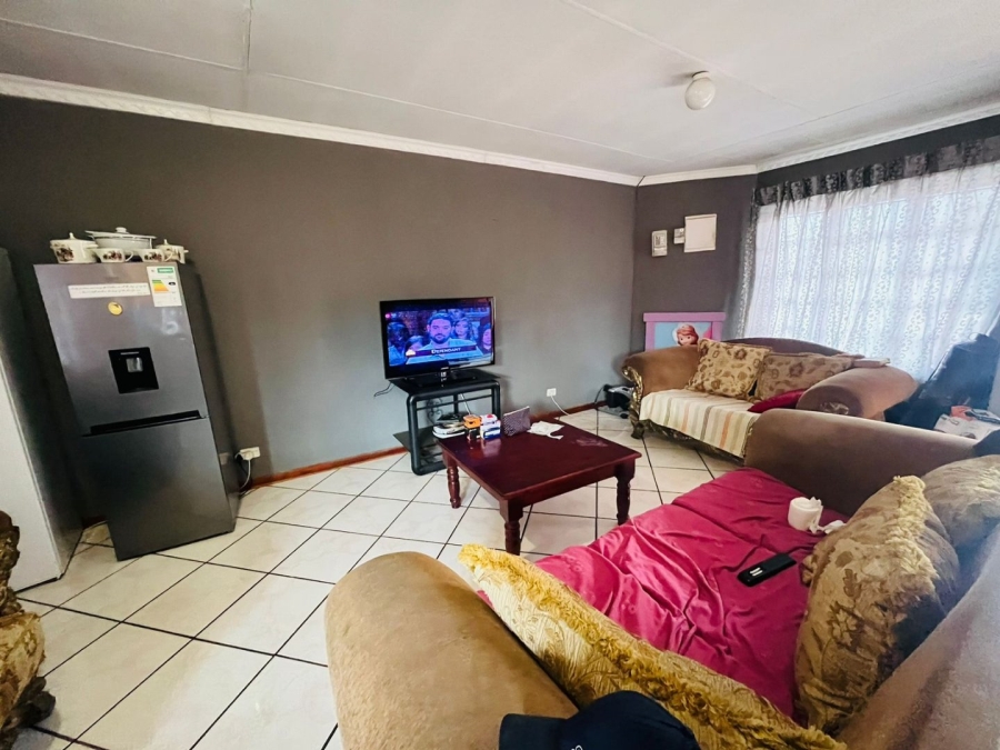 2 Bedroom Property for Sale in Grasslands Free State